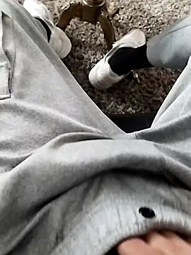 Snapshot of idhem___31 chatting on March 3, 4:35 pm idhem 31 online show from March 3, 4:35 pm