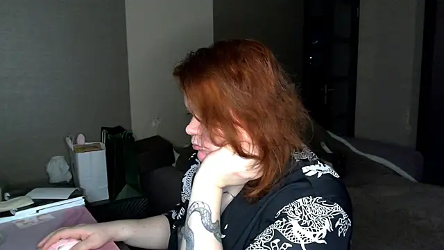 Snapshot of Romy_Addams chatting on February 24, 3:43 pm Romy Addams online show from February 24, 3:43 pm