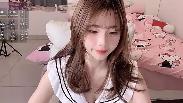 Snapshot of gougou77 chatting on April 14, 1:39 pm gougou77 online show from April 14, 1:39 pm