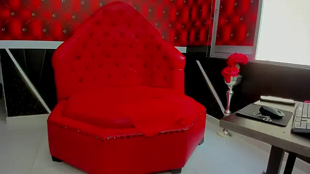 Lawuaifu1 online show from February 6, 7:50 pm