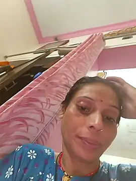 ISHANI-SINGH online show from October 28, 4:09 pm