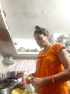 ISHANI-SINGH online show from February 12, 3:07 pm