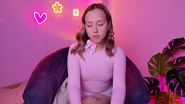 CindySparkl online show from May 22, 3:35 am