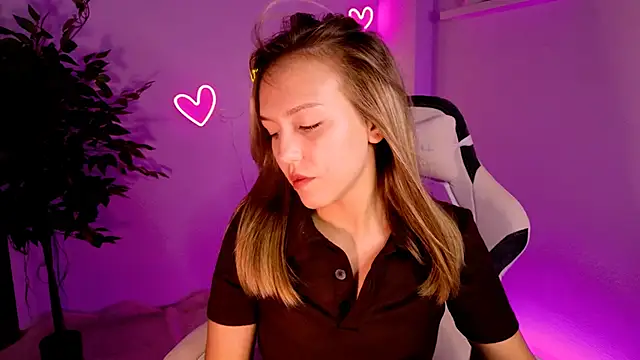 CindySparkl online show from July 9, 4:38 am