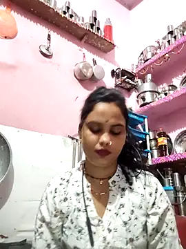 Snapshot of Cut_ragni chatting on March 15, 4:57 pm Cut ragni online show from March 15, 4:57 pm