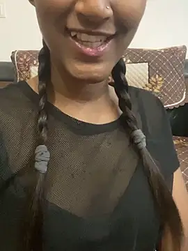 mickle james online show from March 30, 11:50 pm