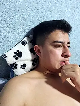 Snapshot of bittersweet777 chatting on October 31, 1:50 am bittersweet777 online show from October 31, 1:50 am