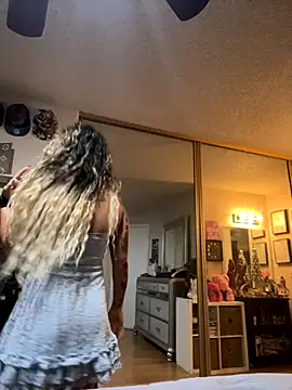 Chicagobabe online show from September 14, 6:12 am