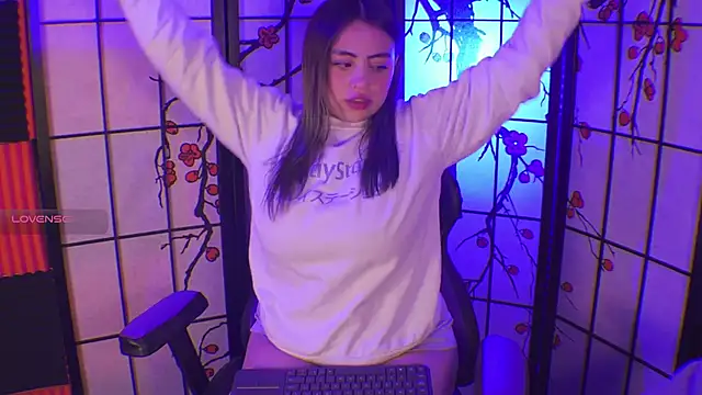 Snapshot of Vanelope_sweet_ chatting on February 12, 12:00 pm Vanelope sweet online show from February 12, 12:00 pm