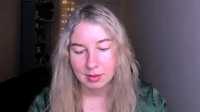 Snapshot of NancySanders chatting on April 20, 6:53 pm NancySanders online show from April 20, 6:53 pm