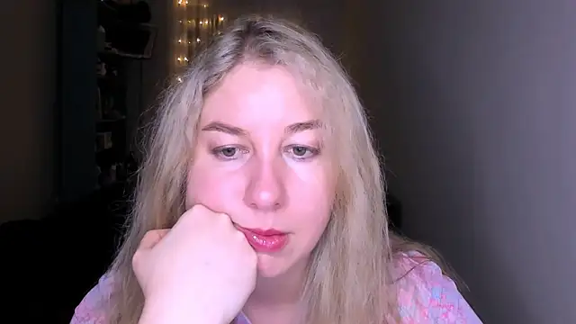 Snapshot of NancySanders chatting on April 23, 3:58 pm NancySanders online show from April 23, 3:58 pm