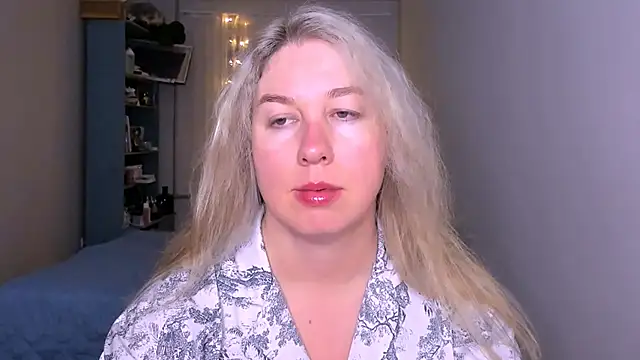 Snapshot of NancySanders chatting on May 9, 8:14 pm NancySanders online show from May 9, 8:14 pm