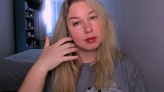 Snapshot of NancySanders chatting on May 16, 5:37 am NancySanders online show from May 16, 5:37 am
