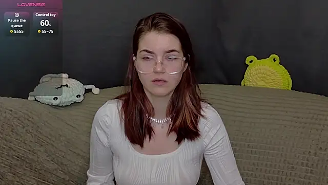 ElzaBlis online show from December 1, 3:06 pm