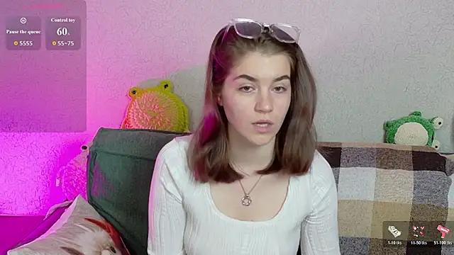 Snapshot of ElzaBlis chatting on May 24, 1:16 pm ElzaBlis online show from May 24, 1:16 pm