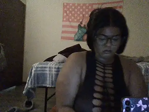 TharealBunn online show from March 26, 10:10 am