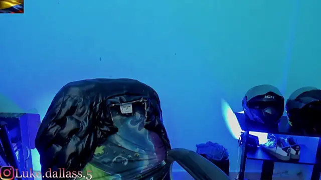 zeus 7777 online show from March 28, 8:14 am