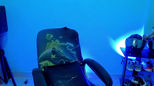 zeus 7777 online show from April 7, 9:32 am