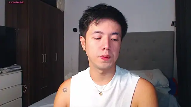 Addictiveboi online show from March 22, 6:17 am