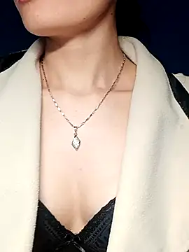 Hinna x online show from November 29, 1:52 am