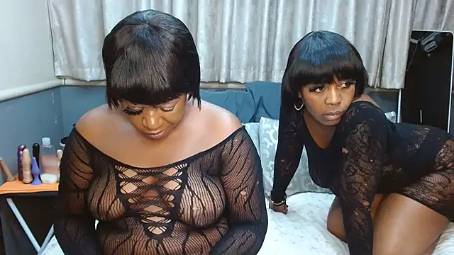 SlutyAngelxxx online show from February 18, 10:28 pm