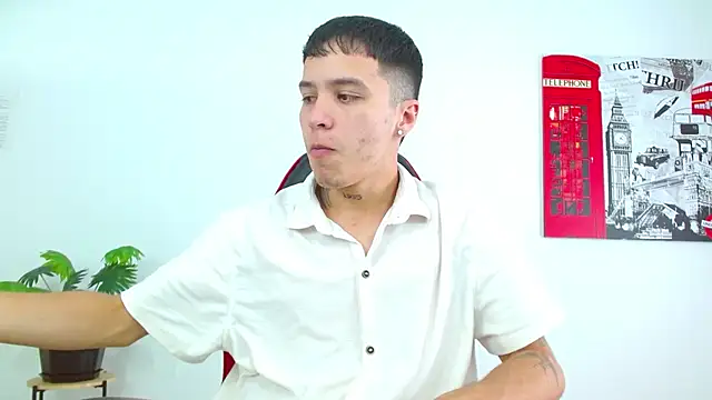 Cumandres18 online show from March 4, 2:45 pm