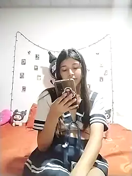 Snapshot of hanna_ross27 chatting on September 24, 5:33 am hanna ross27 online show from September 24, 5:33 am