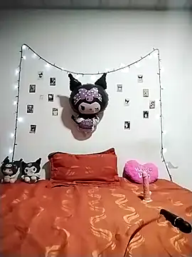 Snapshot of hanna_ross27 chatting on October 8, 5:27 am hanna ross27 online show from October 8, 5:27 am