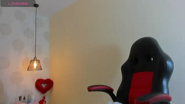 GIANAMILLER6 online show from February 21, 12:06 pm