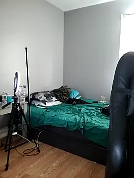 perversus12 online show from February 8, 8:12 pm