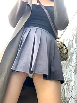 zhizhinaigai online show from November 14, 5:50 am