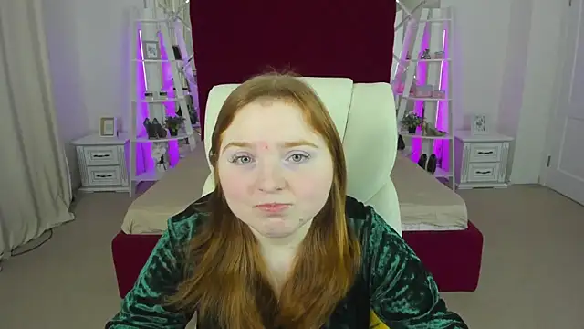 KattyRose8 online show from April 14, 5:35 am