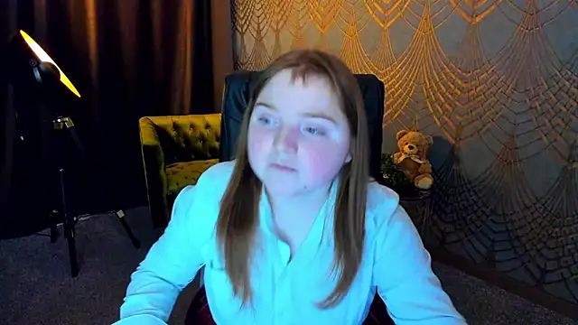 Snapshot of KattyRose8 chatting on June 28, 5:41 pm KattyRose8 online show from June 28, 5:41 pm