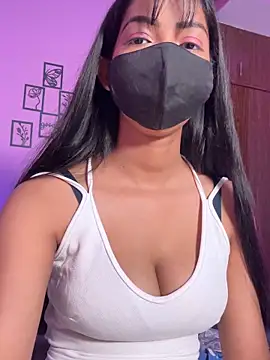 Snapshot of Neha18 chatting on February 10, 12:20 pm Neha18 online show from February 10, 12:20 pm