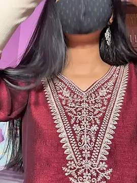 Snapshot of Neha18 chatting on February 19, 11:39 am Neha18 online show from February 19, 11:39 am