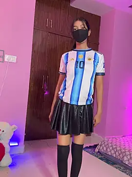 Neha18 online show from July 12, 6:10 pm