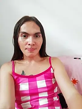 Pinkyweb 03 online show from July 4, 8:20 am