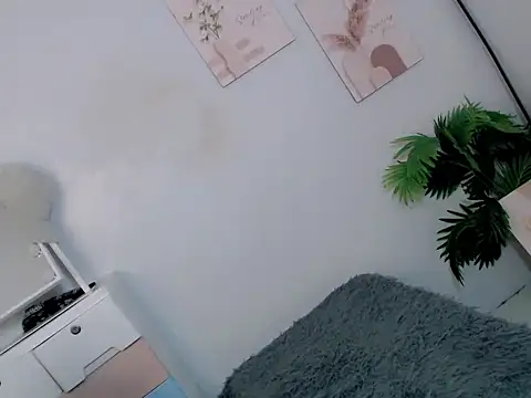 Pinkyweb 03 online show from July 8, 3:33 am