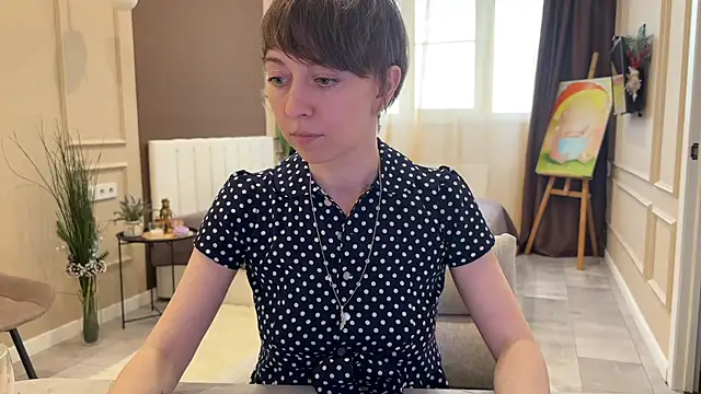 daniellia  online show from May 22, 2:22 pm