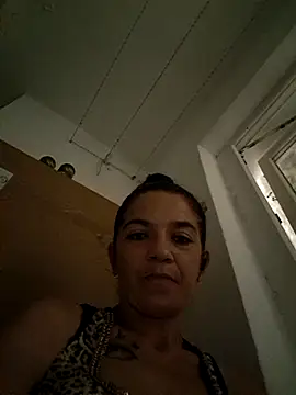 Snapshot of alinaalinutzq chatting on September 23, 6:00 pm alinaalinutzq online show from September 23, 6:00 pm