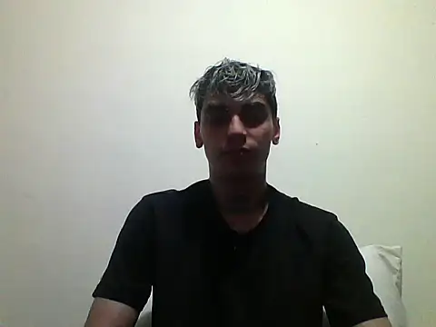 Snapshot of xalejo_max chatting on June 21, 1:57 pm xalejo max online show from June 21, 1:57 pm