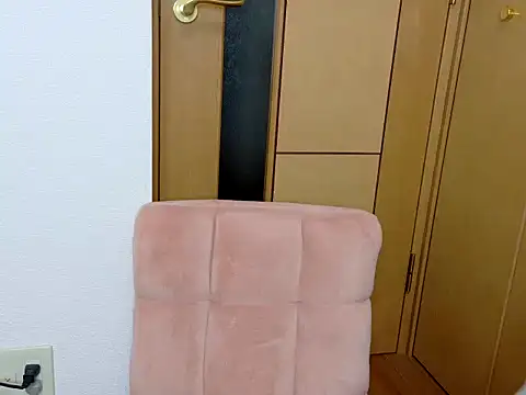 Snapshot of -nene-chan chatting on October 10, 12:15 pm -nene-chan online show from October 10, 12:15 pm