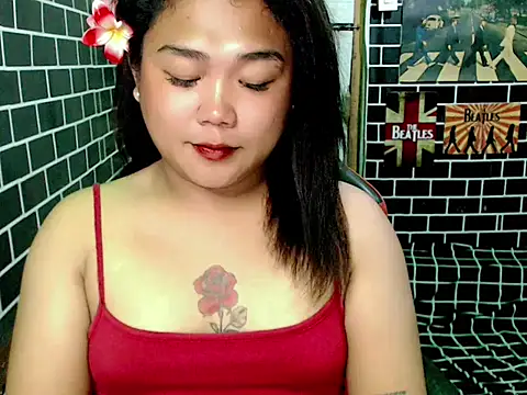 Snapshot of luluakovi_69 chatting on November 20, 8:52 pm luluakovi 69 online show from November 20, 8:52 pm