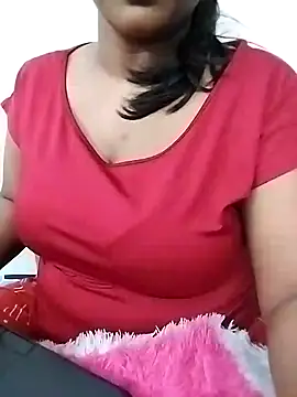 Snapshot of Shy_Peehu chatting on July 13, 8:44 pm Shy Peehu online show from July 13, 8:44 pm