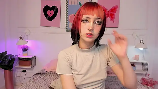 Snapshot of Zoe_Lynch_ chatting on April 8, 11:32 am Zoe Lynch online show from April 8, 11:32 am