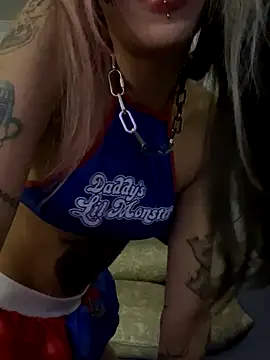 virtualgirlbr online show from October 25, 12:40 am