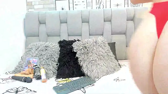 Snapshot of kathysmith19 chatting on January 7, 3:53 am kathysmith19 online show from January 7, 3:53 am