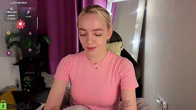 R0cket bunny online show from May 29, 12:52 am