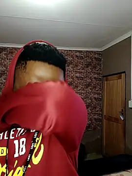 Snapshot of lucasmathibela chatting on November 9, 10:13 am lucasmathibela online show from November 9, 10:13 am