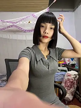 andymi1 online show from September 10, 1:55 pm